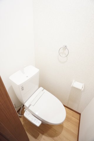 トイレ　※同タイプの写真です。