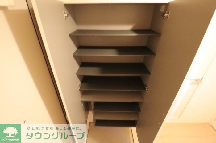 玄関　設備