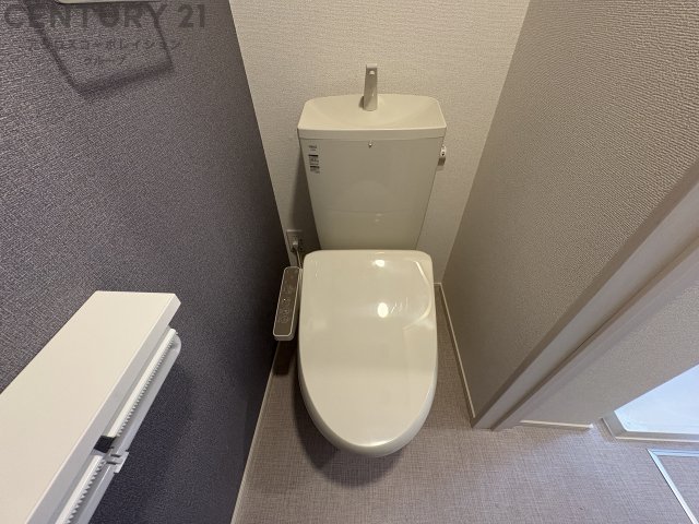 トイレ　温水洗浄便座完備