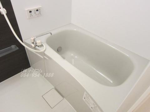 バス・シャワールーム　バス（イメージ）