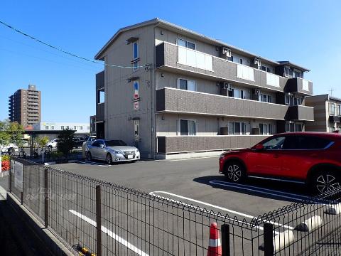 建物外観　外観写真（昼）