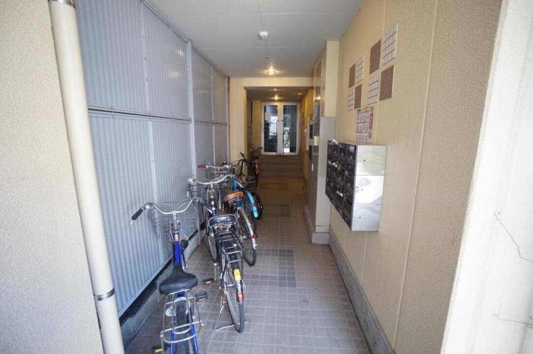 駐車場　駐輪場
