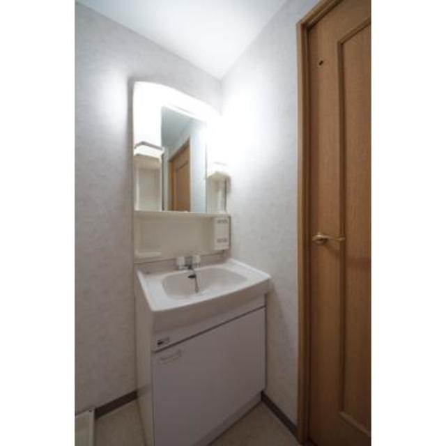 洗面設備　※写真は同タイプ住戸です。