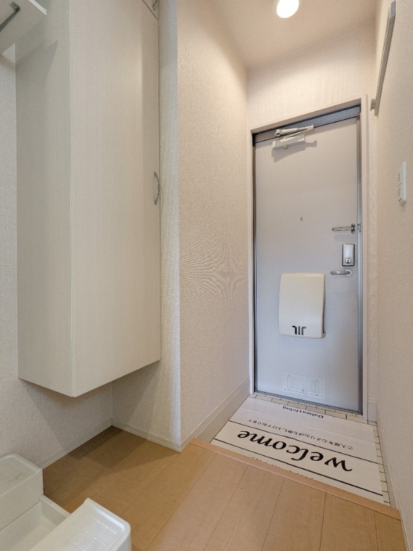 玄関　図面と現状に相違がある場合には現状を優先