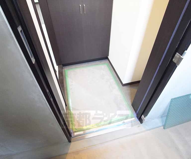 玄関　間取り異なる場合有り