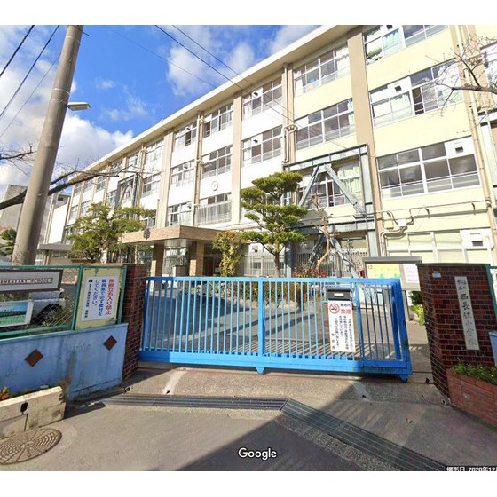 小学校　福岡市立西長住小学校（小学校）まで519m