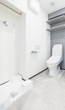 トイレ　落ち着いたトイレです