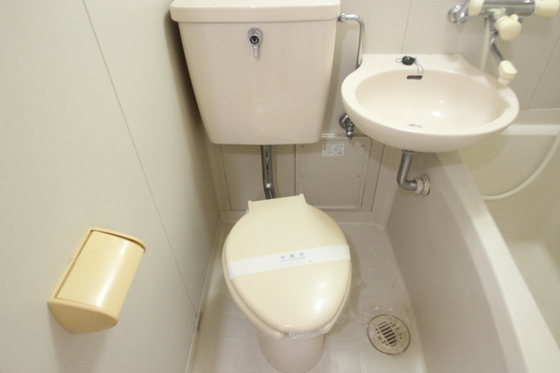 トイレ　※別部屋の写真です