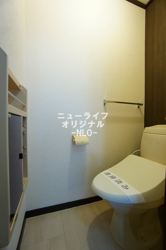 トイレ　トイレには快適な温水洗浄便座付