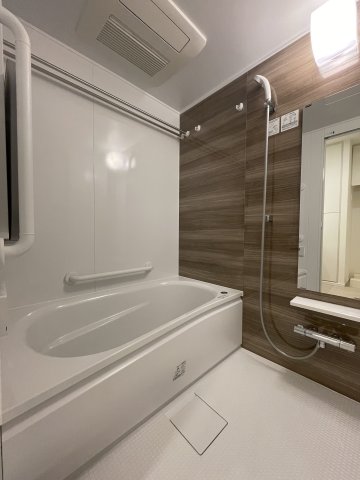 バス・シャワールーム　居住中のため別部屋参考
