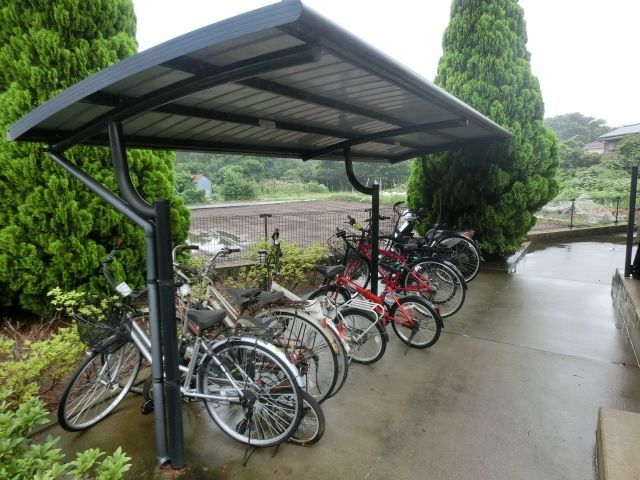 その他　敷地内の駐輪場です