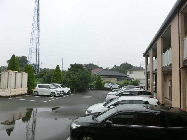 駐車場　敷地内に駐車場もございます。