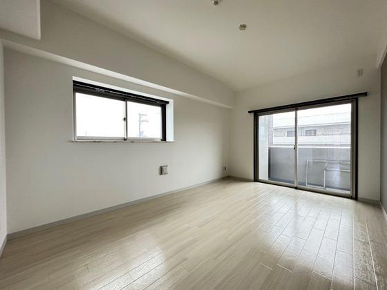 居室・リビング　※別部屋の写真です