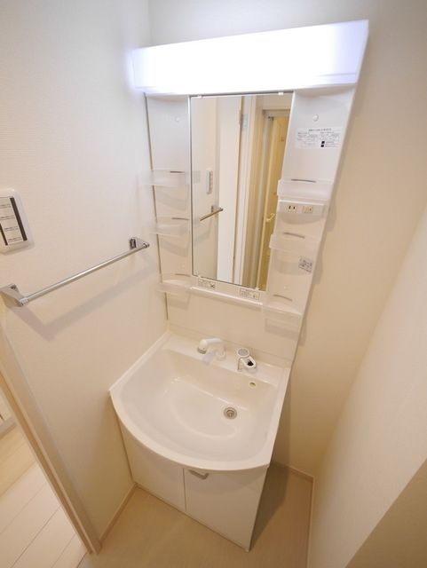 洗面設備　★お部屋探しは株式会社タウンハウジング東京まで★