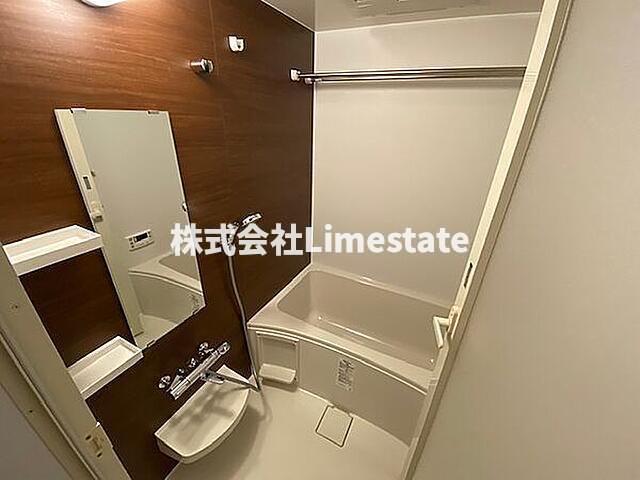 バス・シャワールーム　別部屋参考写真