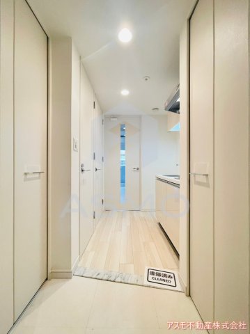 玄関　※同物件　別間取り　参考写真