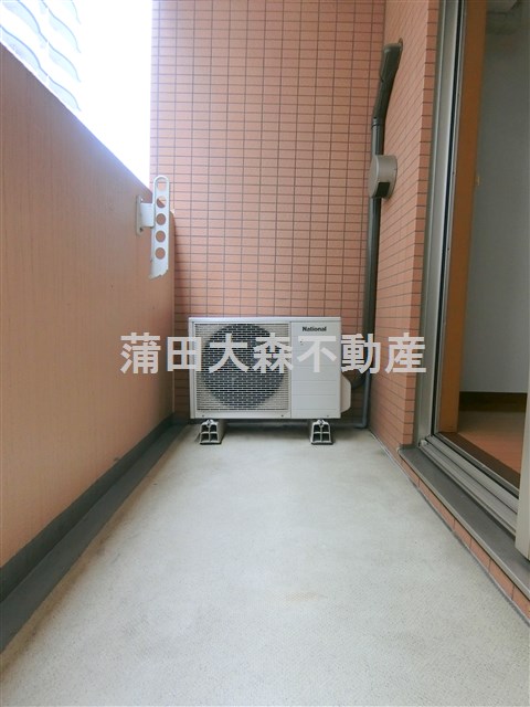 バルコニー　物干し金具付きのバルコニー