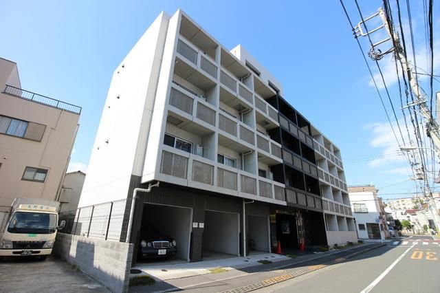 建物外観　★安心のオートロックマンションです★