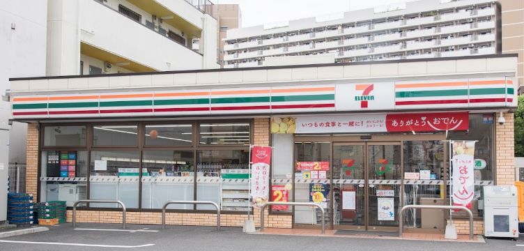 コンビニ　セブンイレブン江東北砂5丁目店（コンビニ）まで124m