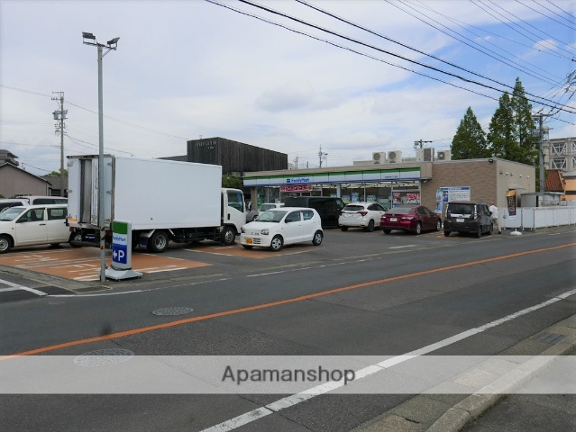 コンビニ　ファミリーマート大府中央一丁目店（コンビニ）まで651m