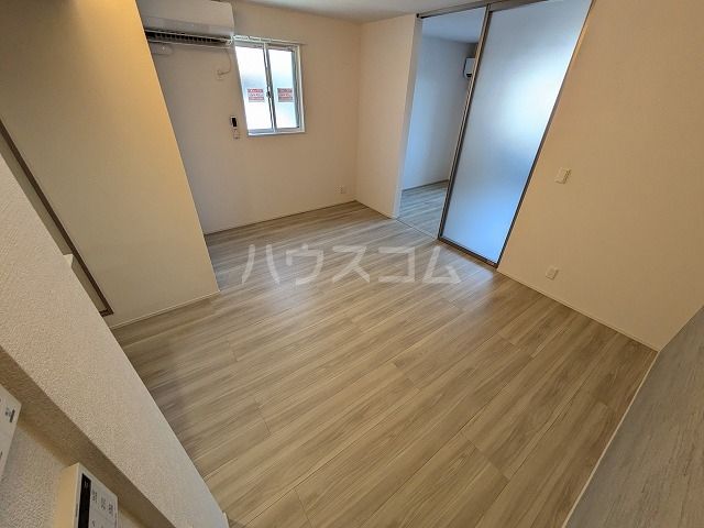 セレスティア西亀有の居間写真