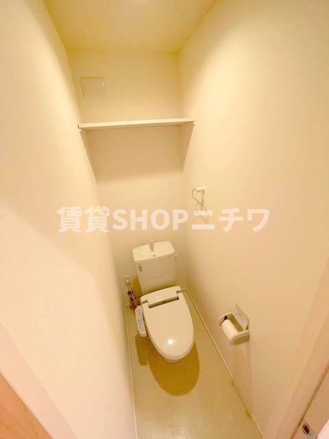 トイレ　☆温水洗浄便座機能付きのトイレです☆