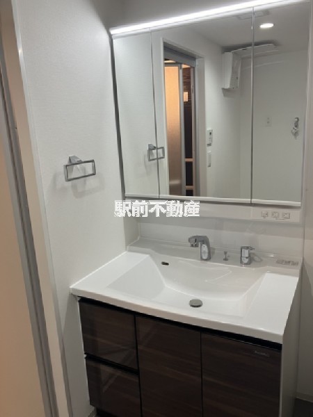 洗面設備　写真は別部屋
