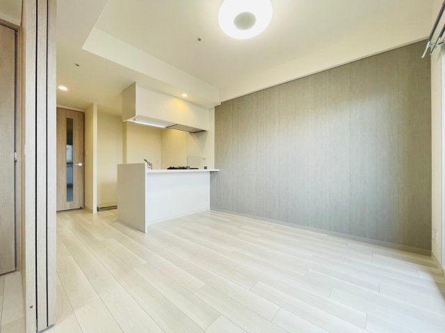 居室・リビング　同マンション別部屋　参考写真