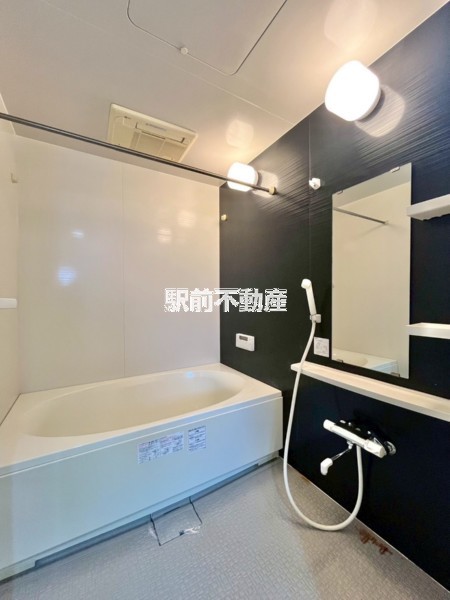 バス・シャワールーム　別部屋写真流用