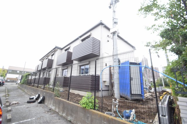 建物外観　おしゃれな外観です・ウッドホーク　クラブ