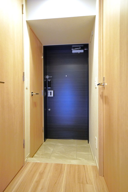 玄関　※写真は同タイプ住戸です。