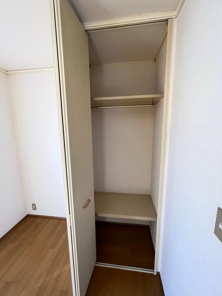 収納　各部屋にクロゼットあります