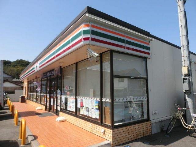 コンビニ　セブンイレブン幕張店（コンビニ）まで530m