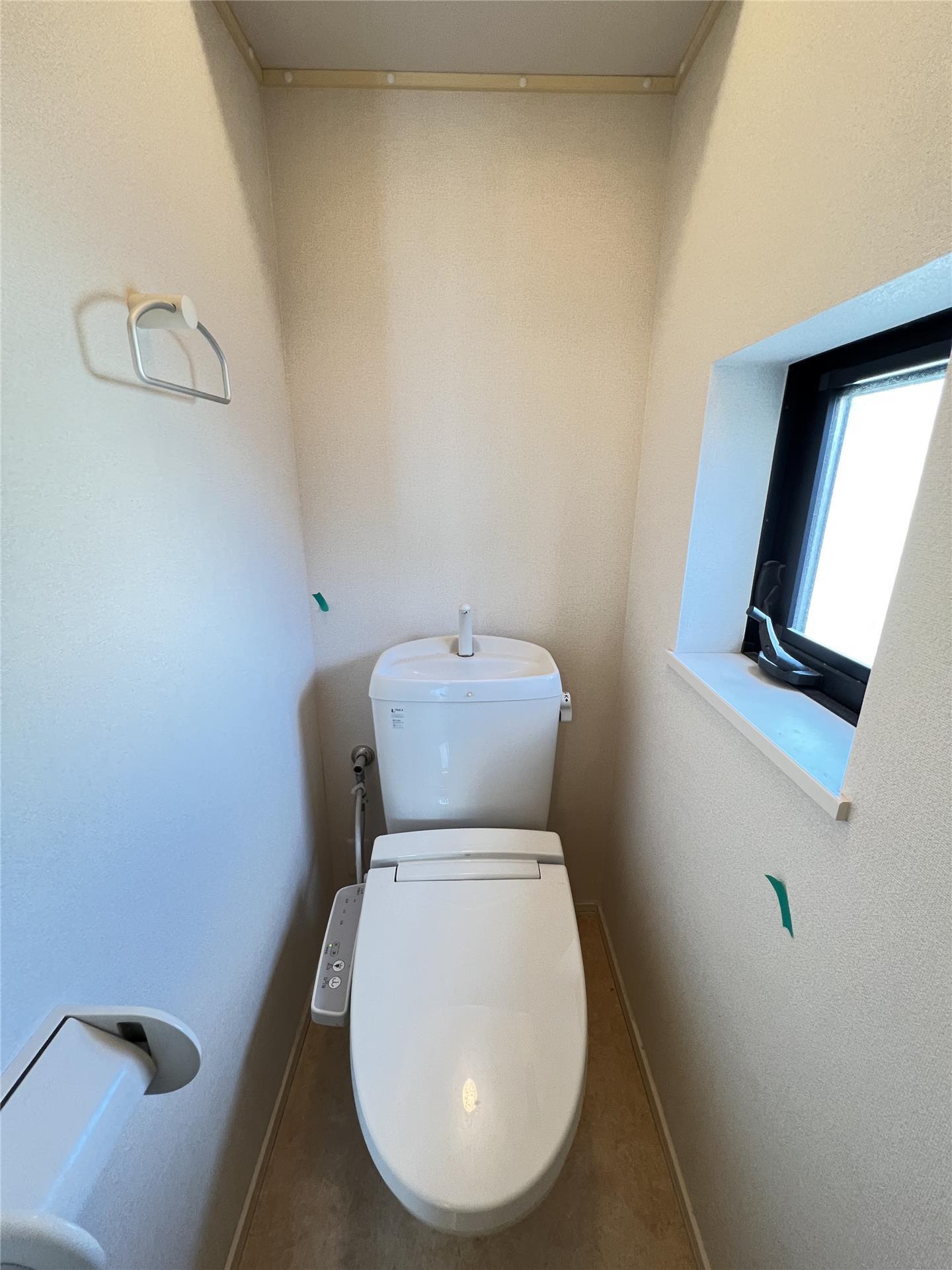 トイレ　クリーニング前