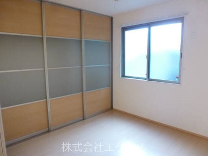その他部屋・スペース　フローリングのお部屋です。