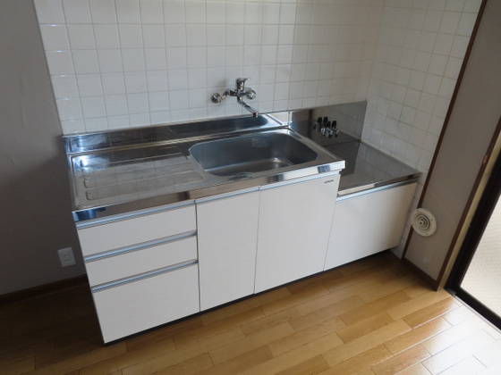 キッチン　※別部屋の写真です