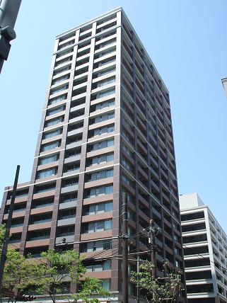 建物外観　「タワーマンションに住もう」