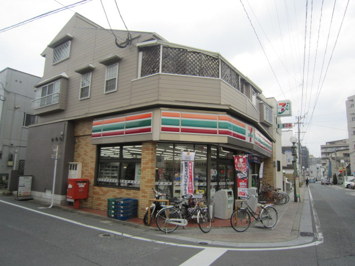 コンビニ　セブンイレブン春日原駅東店（コンビニ）まで412m