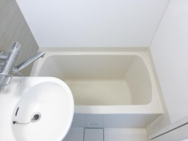 バス・シャワールーム　バス※別部屋参考写真