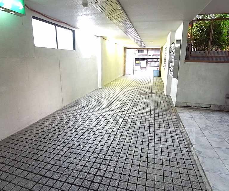 ロビー