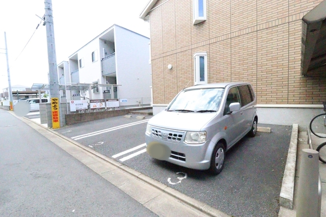 駐車場　駐車場
