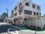 コンビニ　ニューヤマザキデイリーストア新栄２丁目店（コンビニ）まで388m