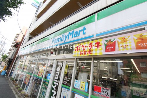 コンビニ　ファミリーマート 荒川東尾久店（コンビニ）まで1573m