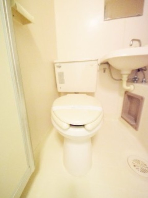 トイレ　別部屋参考。