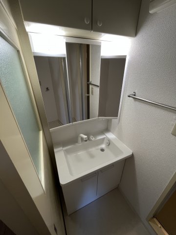 洗面設備　独立洗面化粧台付き☆