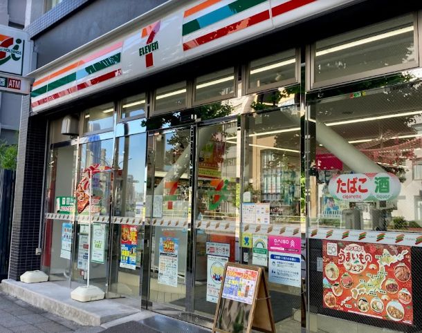 コンビニ　セブンイレブン台東蔵前2丁目店（コンビニ）まで169m