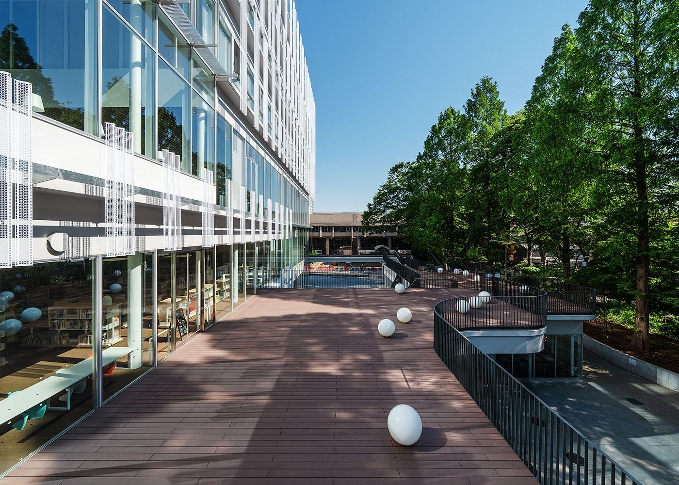 図書館　さいたま市立大宮図書館（図書館）まで329m