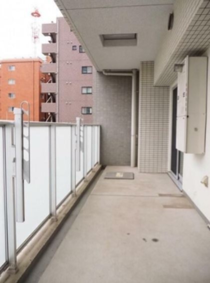 バルコニー　※同仕様写真含む