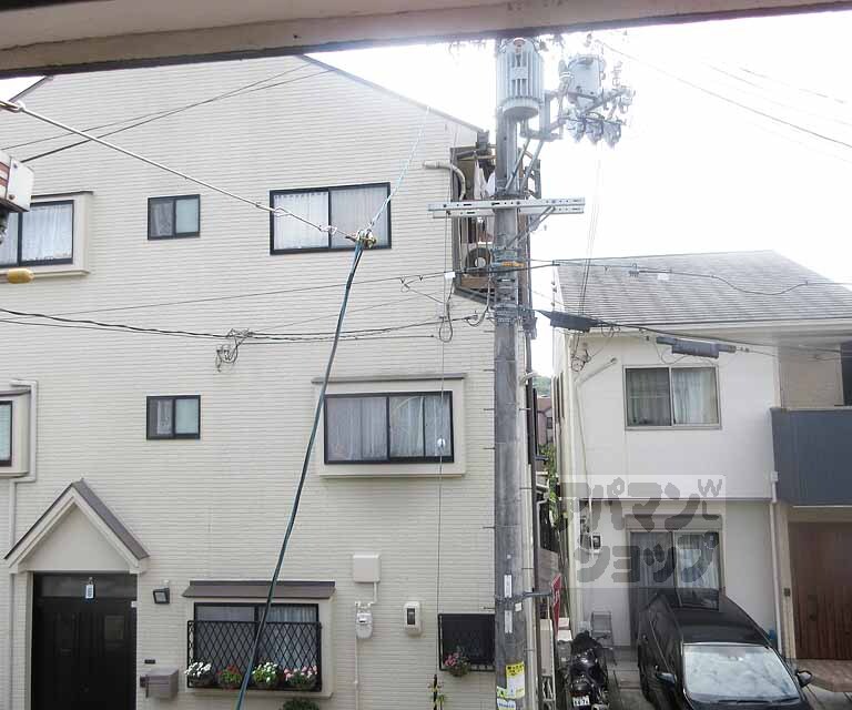 眺望　閑静な住宅地です