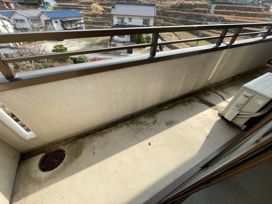 バルコニー　※別号室の写真です